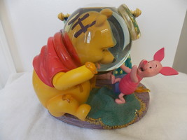 Disney Winnie The Pooh &amp; Piglet Rumbly in my Tumbly Musical Snowglobe  - £66.39 GBP