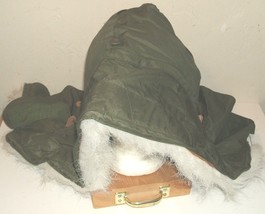 US Army M-1965 M-65 Cold Weather Parka HOODS; NOS w storage damage Faison 1982 - £27.53 GBP