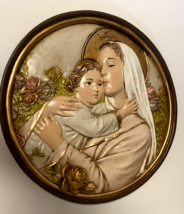 Blessed Mother & Child Jesus 10" Diam. Wall Plaque, New from Colombia - £42.71 GBP