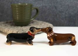 Sausage Wiener Dogs Black And Chocolate Dachshunds Salt And Pepper Shake... - $17.99