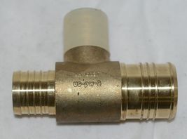 Zurn QQT877GX 2 x 1-1/2 By 1-1/2 Inch Barbed Brass Reducing Tee Lead Free image 3