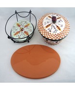 Temptations Fall Harvest Acorn 2 Qt Casserole Trivet Storage Lid Wire Ra... - $33.92 CAD