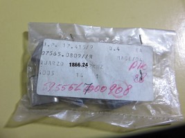 Military Specifications QUARTZ 1866.24 KHZ 2PCS-
show original title

Or... - €24,73 EUR