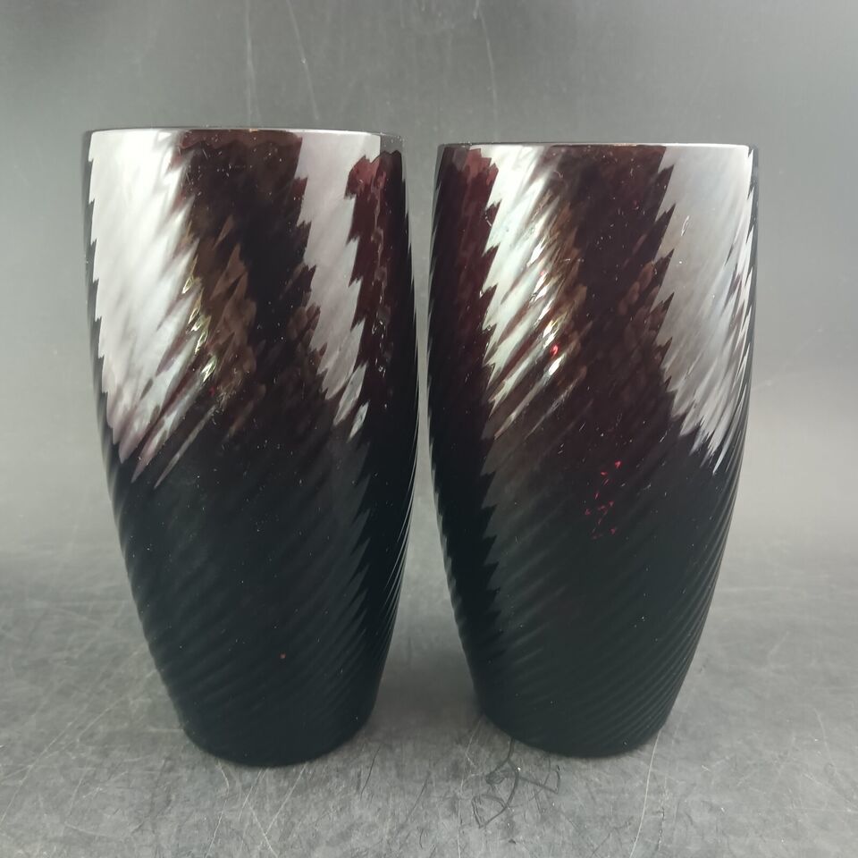 DIANE VON FURSTENBERG Home Twirl Amethyst Glass, Set Of 2, Mint Condition - $28.00