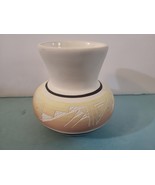 Vintage  Signed Navajo Pottery 5.5 inches #186 - $43.08 CAD