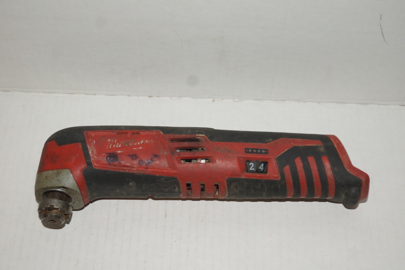 FOR PARTS NOT WORKING - MILWAUKEE 2426-20 12 VOLT CORDLESS MULTI TOOL FP39 Item image 13