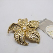 Christian Dior Costume Jewelry Flower Brooch NWT - £158.26 GBP