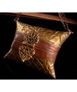 victorian wrist purse / vintage miniature pillow purse /  wristlet metal dance p - $145.00