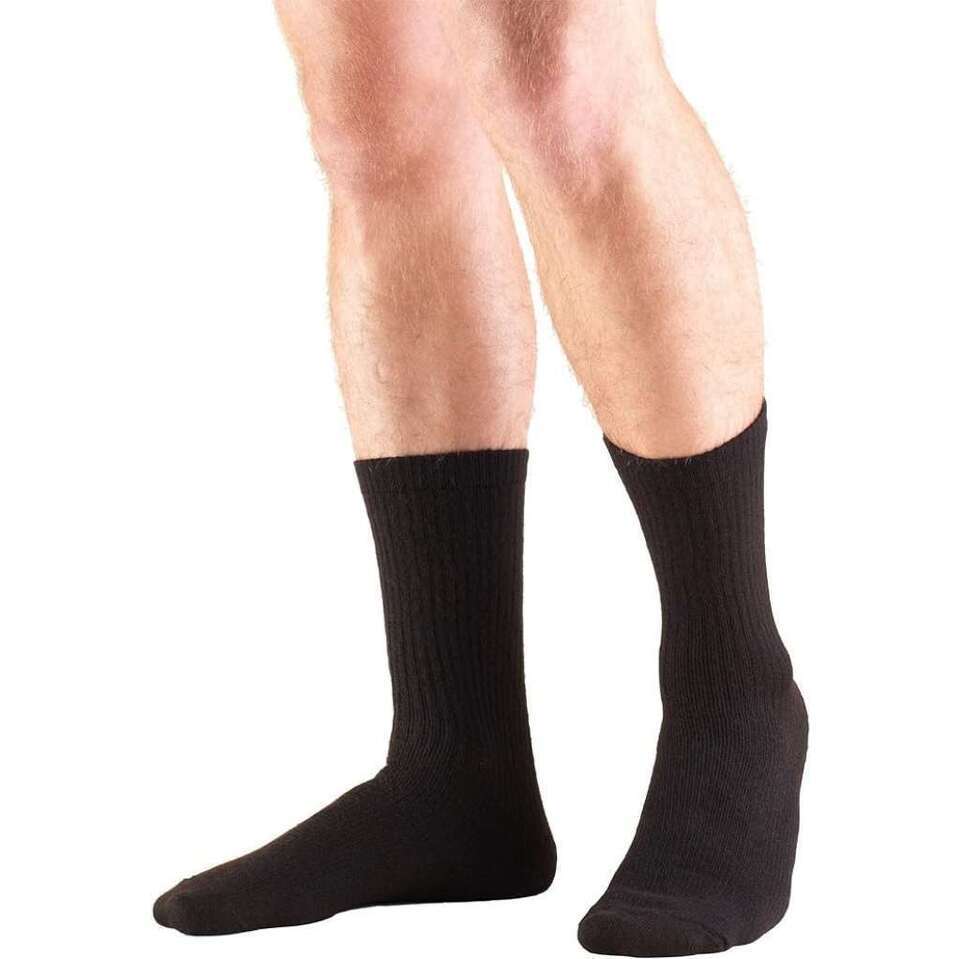 TRUFORM Trusoft Crew Socks 8-15mmHg (Black) Medium - $14.55