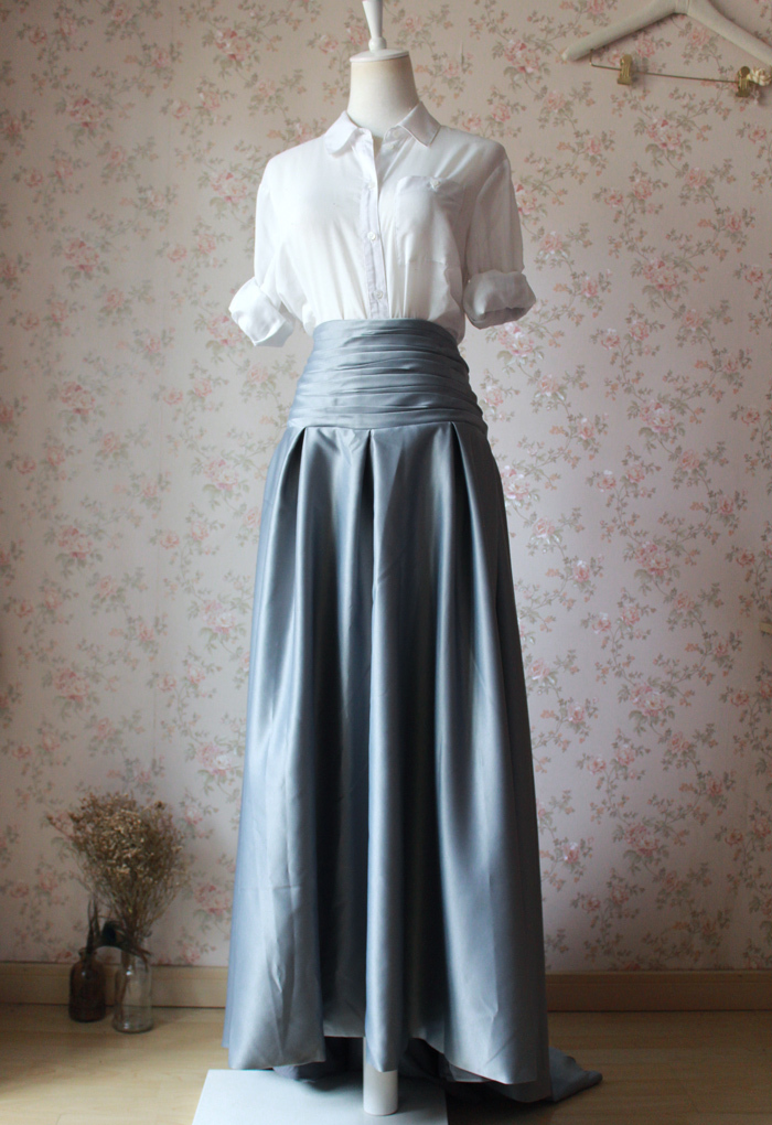 Pleated tafetta skirt gray 1