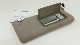Passenger Right Sun Visor Shade With Illumination 01-05 Hyundai XG Series - $34.94