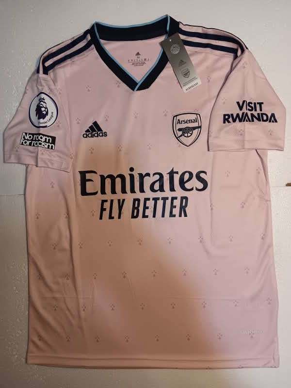 Gabriel Martinelli #11 Arsenal FC EPL Stadium Pink Third Soccer Jersey 2022-2023 Item image 3