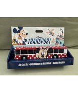 Disney Parks  Transport Minnie Mouse Diecast Bus Model NEW - $515.81 MXN