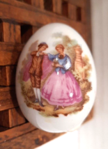 Vtg Limoges France Hand Painted Mini Porcelain Egg Trinket Dish Lid Courting 2&quot; - £8.89 GBP