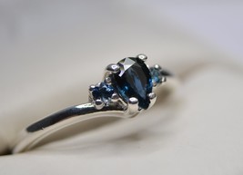 Blue Sapphire accent Ring- 0.51 Ct. w/ two accent stones (0.61 ctw) - £200.91 GBP