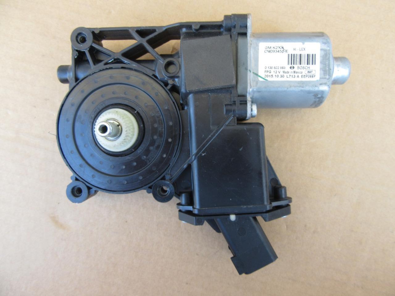 OEM 2015-2019  Chevy Cadillac GMC Front Right Passenger Side Window Motor - $65.33
