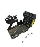 2008–2009 Pontiac G8 Battery Tray Mount Bracket OEM 92216322 + Hardware - $76.07 CAD