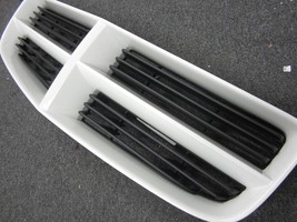 OEM Mopar 06 07 08 09 10 Dodge Charger Grill Grille Assembly COOL VANILLA (PWG) - £77.76 GBP