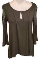 Cable &amp; Gauge Cut off Shoulder Lace Crochet Top Dark Olive Medium - $127.35 MXN