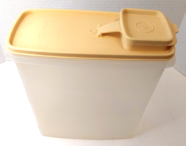 Tupperware Cereal Keeper 1588 Storage Container 1590 Yellow Lid - £7.86 GBP