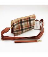 Jen &amp; Co Izzy Crossbody Wristlet Bag Black Cream Plaid 6.5x10x2 inches - $533.44 MXN