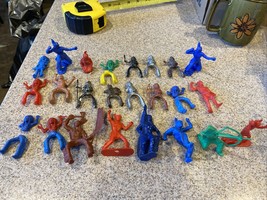 Vintage Marx &amp; MPC/unbranded Western Figure Indians Lot Of 24 - £11.03 GBP
