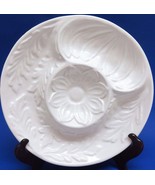 White Stoneware Artichoke Plates~9.5 Inch~Unmarked~Mint Condition~Heavy - $18.45 CAD