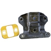 Genuine Front Engine Motor Mount BASE PLATE Only Chevy Suburban 2007 4wd - £15.84 GBP