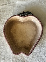 Vintage XLG Apple Shaped Pie Dish Stoneware 11”x10” - $314.69 MXN