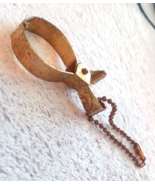 VTG Glove Clip Ball Shot Bead Clasp Keychain Gold Tone Floral Embossed A... - $24.35 CAD