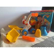 Vintage Fisher Price Sand Factory with box 1988 - £38.91 GBP