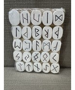 Bone Rune set - $331.67 MXN