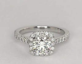 2.5CT Diamanti Finti 14K Placcato Oro Bianco Halo Anello di Fidanzamento - £87.92 GBP