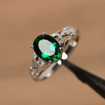 1.50Ct Oval Simulated Green Emerald Engagement Ring In 14K White Gold Plated - £76.65 GBP