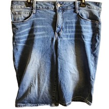 Light Wash Bermuda Shorts Size 14 - $24.75
