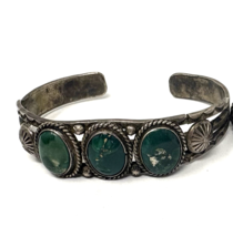 Early Navajo Handcrafted Green Turquoise Cuff Bracelet - €206,15 EUR