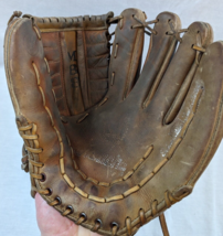 Vintage Geo A Reach Co. Baseball Glove M88 Right Handed Thrower - £11.83 GBP