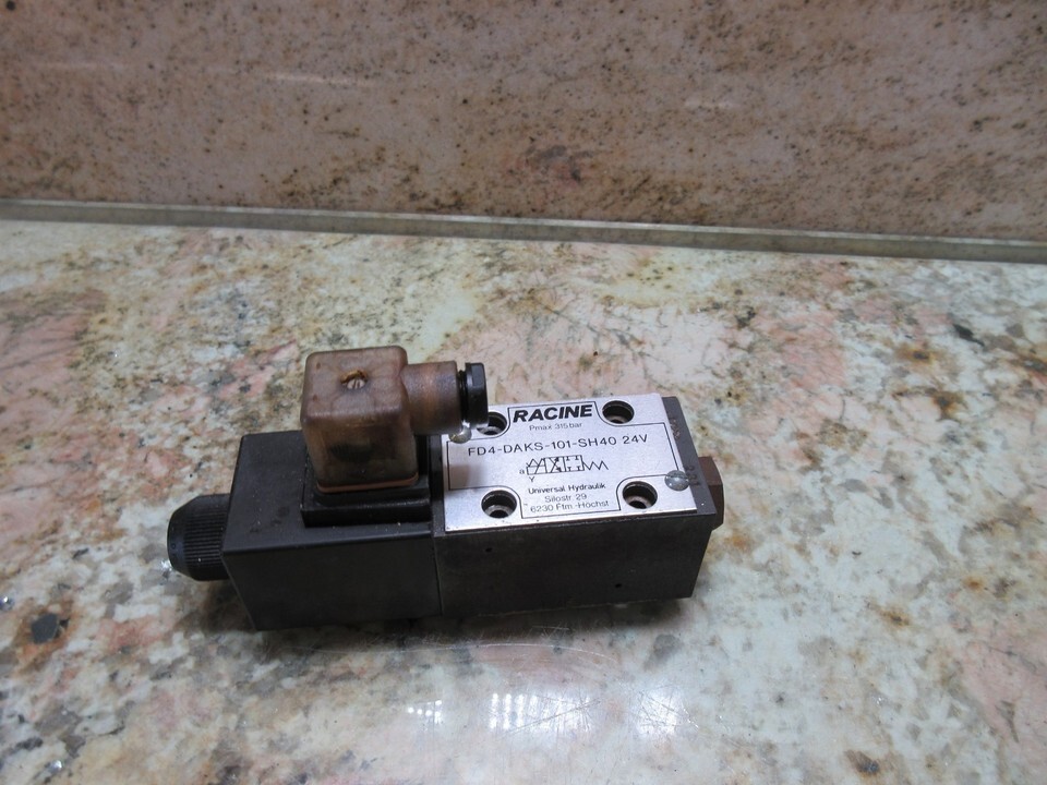 RACINE VALVE FD4-DAKS-101-SH40 24V CNC WARRANTY - $58.18