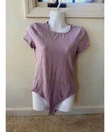 Women&#39;s small GAP unitard short sleev shirt in lavendar - $14.52