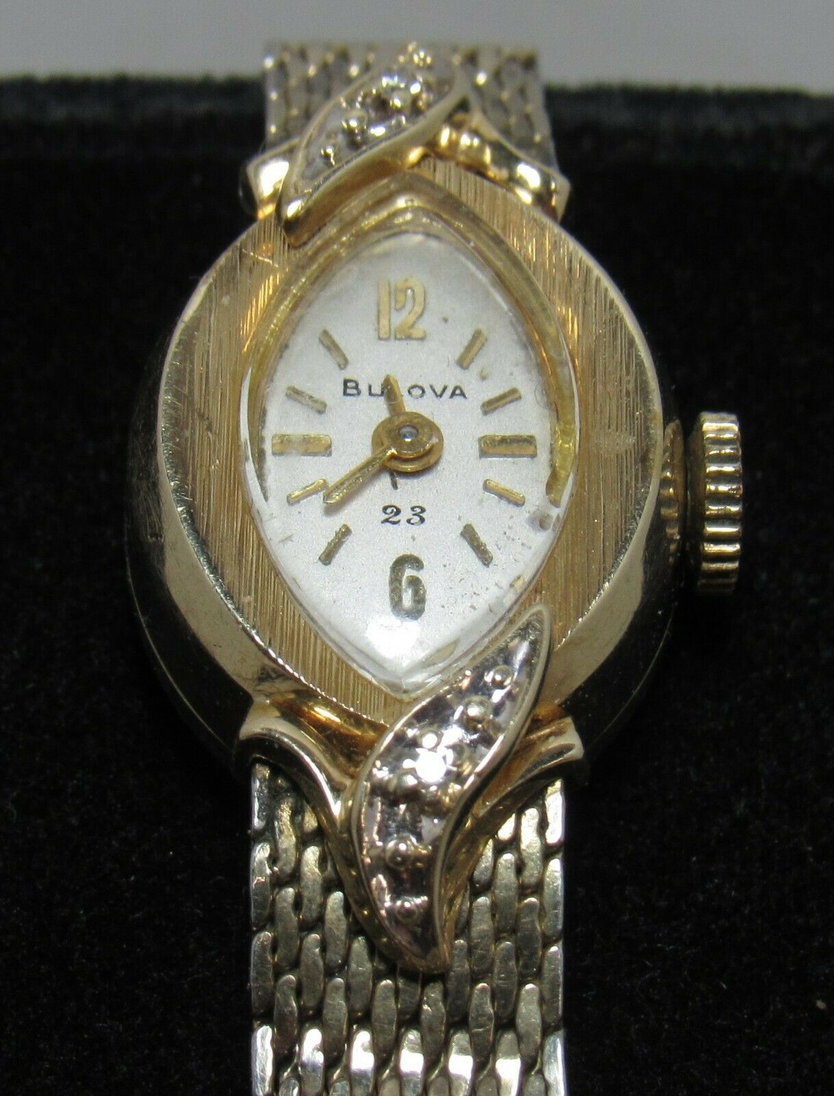 Bulova 14k Yellow Gold 23 jewel Lady Wrist Watch N2 5AZ M248 118811 Longines L&W - $599.99