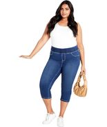 Avenue Women&#39;s Plus Size Pull On Cropped Denim Legging Mid Wash - $181.75 MXN