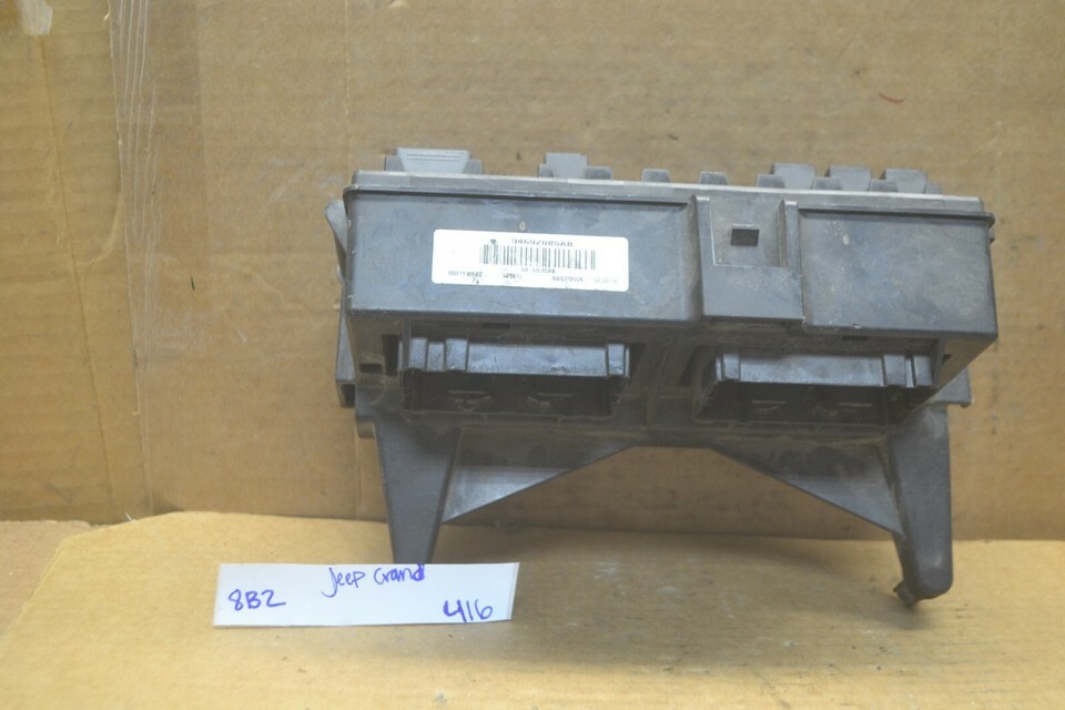 06 Jeep Cherokee Fuse Box Junction Oem 04692085AB Module 416-8b2 - $24.49