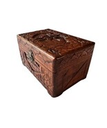 Vintage Hand-Carved Wooden Jewelry Box with Red Velvet Interior | Asian ... - €42,42 EUR Vintage Hand-Carved Wooden Jewelry Box with Red Velvet Interior | Asian ... - €42,42 EUR