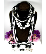 It&#39;s ALL BLACK AND WHITE Lot 8 Vintage NECKLACES plus 6 Pairs CLIP ON EA... - $28.51 CAD