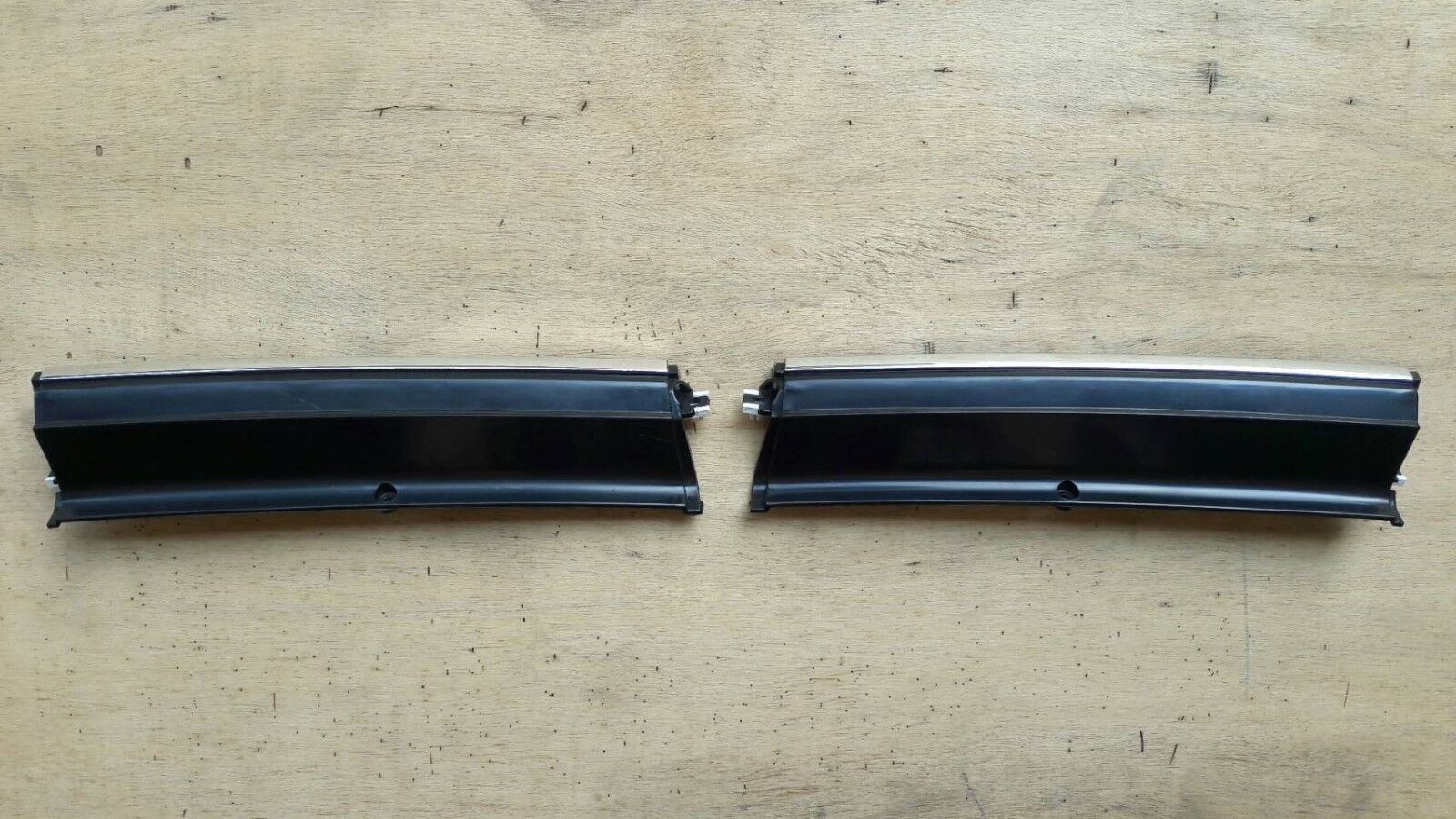 Primary image for FIT FOR TOYOTA CRESSIDA 1987-88 HEADLIGHT MOLDING TRIM LOWER PAIR L&R