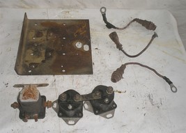 1986 Caribbean 19&#39; Boat w 140 HP OMC 3.0L Tilt Trim Solenoids w Bracket ... - $26.99