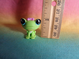 2016 Littlest Pet Shop Ani Amphibba City Fashion Green Frog Blue Eyes #277 - £6.29 GBP