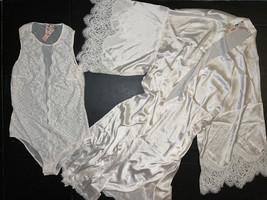 Victoria&#39;s Secret M TEDDY Bodysuit+M/L KIMONO robe COCONUT white lace ivory - $138.59