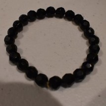 Black Beaded Stretch Bracelet - £3.97 GBP