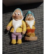 2 Disney&#39;s Seven Dwarfs Bashful Squeeky Toy, Opposable Limbs PVC Dwarf T... - $282.54 MXN